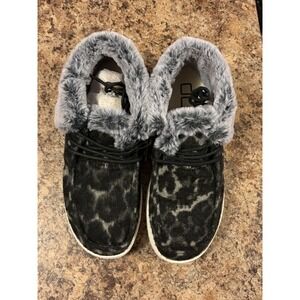 Hey Dude Women's Britt Abstract Grey Leopard Size 6 NWT  Fur Boot
